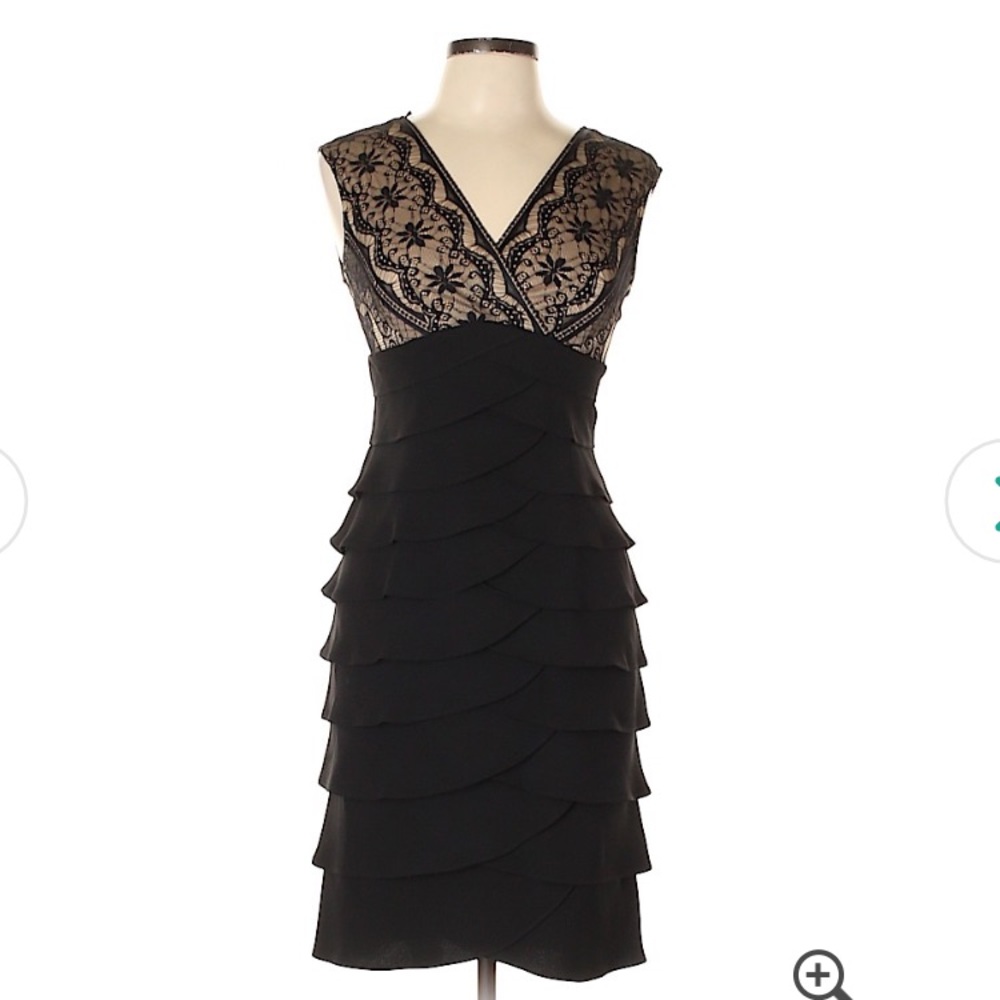 Jessica Howard 10P Black and Cream Lace Dress